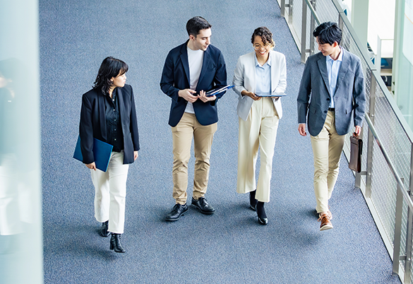 a group og recruiters talking